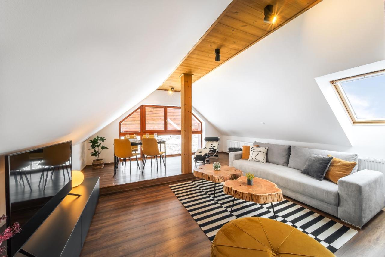 Cozy Mountain Attic Apartment In High Tatras Vel'ka Lomnica Exteriér fotografie